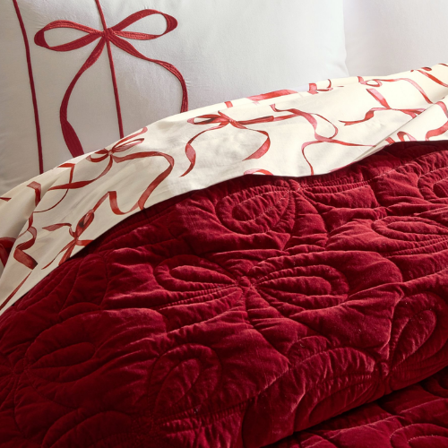 Pottery Barn (US) Monique Lhuillier Cherie Bow Quilt red ribbons